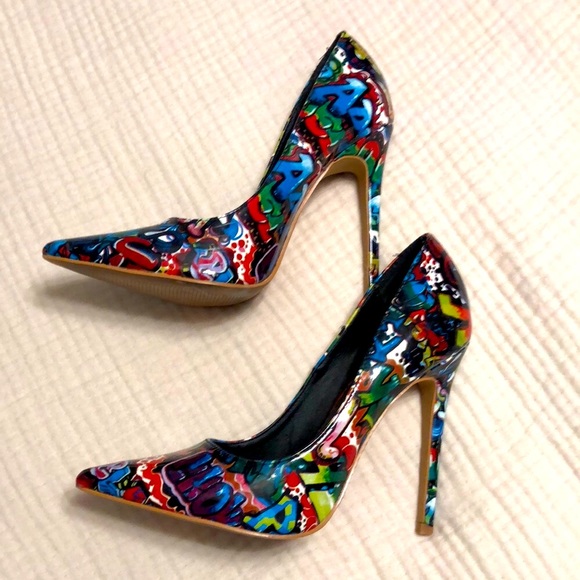 Shoe Republic LA Patent Graffiti Stilettos - Picture 2 of 15